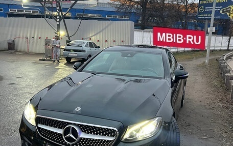 Mercedes-Benz E-Класс, 2018 год, 3 100 000 рублей, 2 фотография