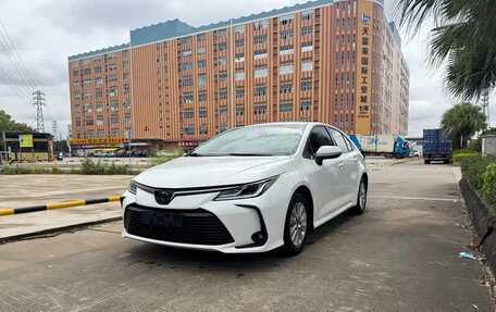 Toyota Corolla, 2022 год, 1 110 000 рублей, 3 фотография