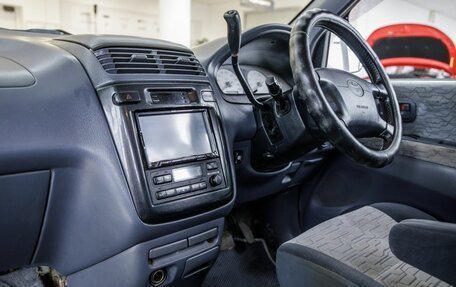 Toyota Ipsum II, 1998 год, 398 000 рублей, 14 фотография