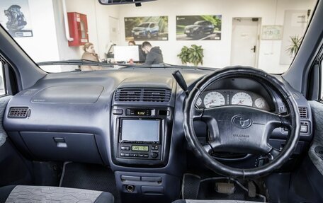 Toyota Ipsum II, 1998 год, 398 000 рублей, 15 фотография