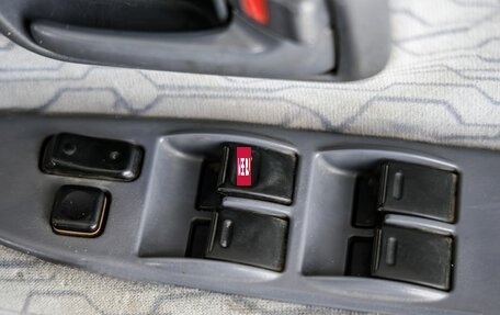 Toyota Ipsum II, 1998 год, 398 000 рублей, 23 фотография