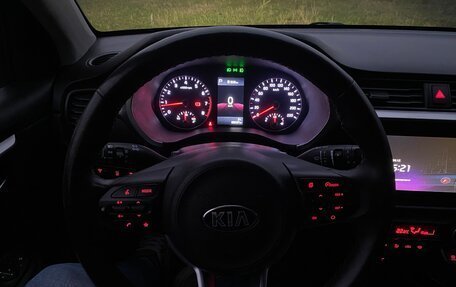 KIA Rio IV, 2021 год, 1 935 000 рублей, 10 фотография