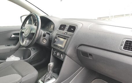 Volkswagen Polo VI (EU Market), 2012 год, 777 000 рублей, 13 фотография