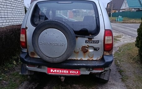 Chevrolet Niva I рестайлинг, 2005 год, 120 000 рублей, 10 фотография