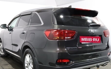 KIA Sorento III Prime рестайлинг, 2018 год, 2 499 000 рублей, 4 фотография