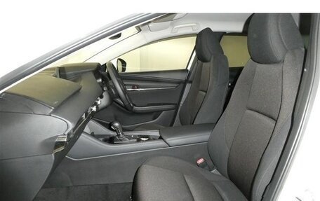 Mazda 3, 2022 год, 1 600 911 рублей, 9 фотография