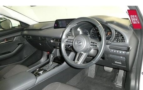 Mazda 3, 2022 год, 1 600 911 рублей, 11 фотография