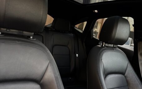 Jaguar E-Pace, 2020 год, 3 600 000 рублей, 14 фотография