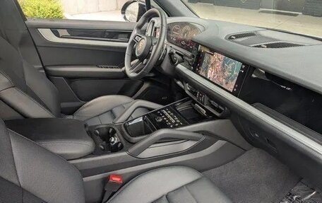 Porsche Cayenne III, 2025 год, 14 700 000 рублей, 24 фотография