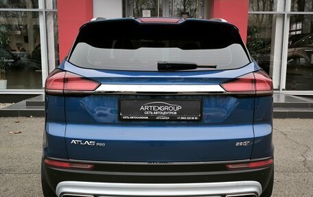 Geely Atlas, 2022 год, 1 972 000 рублей, 5 фотография