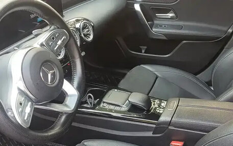 Mercedes-Benz A-Класс, 2021 год, 1 785 666 рублей, 12 фотография