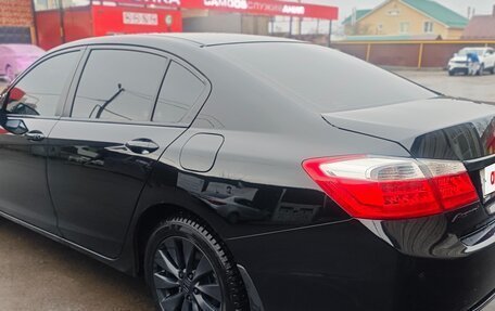 Honda Accord IX рестайлинг, 2013 год, 1 850 000 рублей, 4 фотография