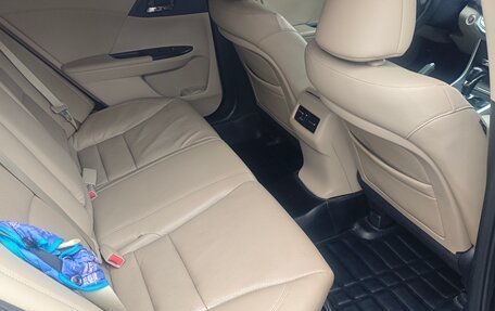 Honda Accord IX рестайлинг, 2013 год, 1 850 000 рублей, 17 фотография