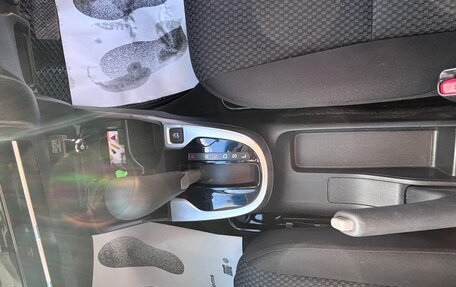 Honda Fit III, 2019 год, 1 400 000 рублей, 10 фотография