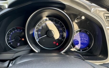 Honda Fit III, 2019 год, 1 400 000 рублей, 12 фотография