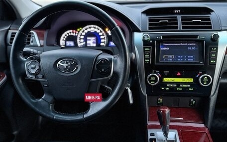 Toyota Camry, 2013 год, 1 680 000 рублей, 20 фотография