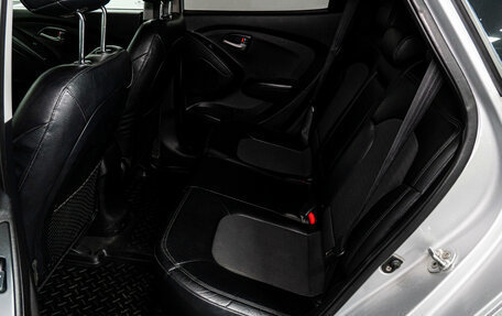 Hyundai Tucson III, 2010 год, 929 000 рублей, 13 фотография