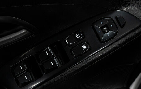 Hyundai Tucson III, 2010 год, 929 000 рублей, 11 фотография