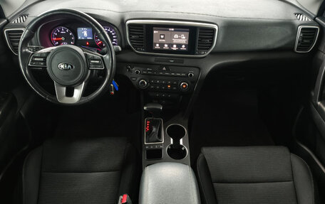 KIA Sportage IV рестайлинг, 2019 год, 2 299 000 рублей, 9 фотография