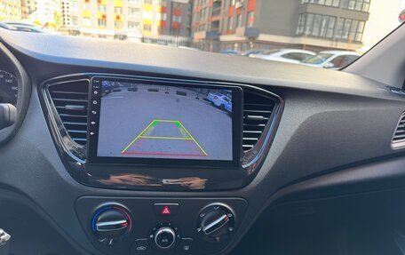 Hyundai Solaris II рестайлинг, 2021 год, 1 880 000 рублей, 8 фотография