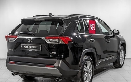 Toyota RAV4, 2019 год, 3 550 000 рублей, 5 фотография