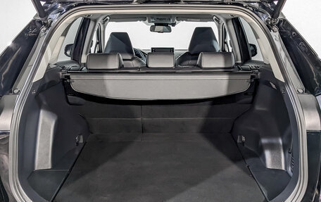 Toyota RAV4, 2019 год, 3 550 000 рублей, 10 фотография