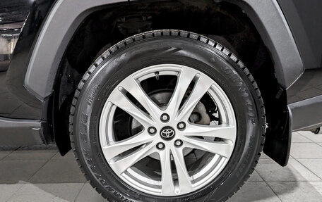 Toyota RAV4, 2019 год, 3 550 000 рублей, 18 фотография