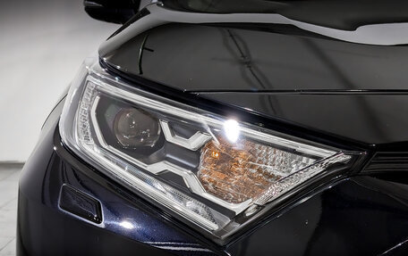 Toyota RAV4, 2019 год, 3 550 000 рублей, 17 фотография