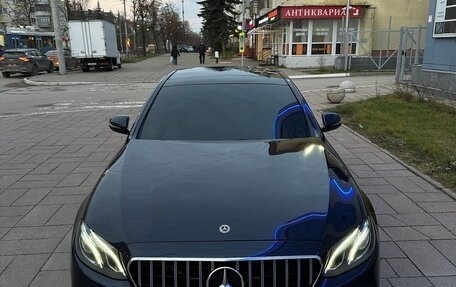 Mercedes-Benz E-Класс, 2018 год, 3 700 000 рублей, 1 фотография