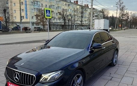 Mercedes-Benz E-Класс, 2018 год, 3 700 000 рублей, 6 фотография