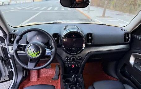 MINI Countryman II (F60), 2022 год, 2 150 000 рублей, 9 фотография