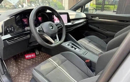 Volkswagen Golf VIII, 2021 год, 1 610 000 рублей, 6 фотография