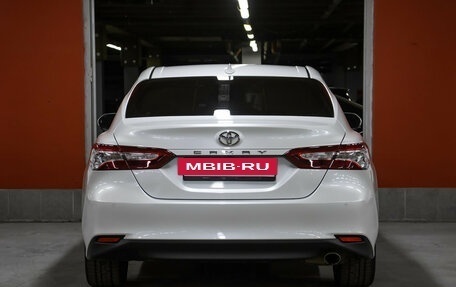 Toyota Camry, 2020 год, 3 298 000 рублей, 6 фотография