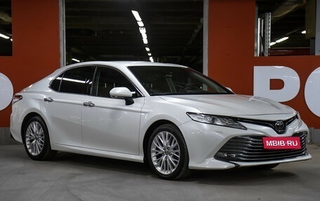 Toyota Camry, 2020 год, 3 298 000 рублей, 3 фотография