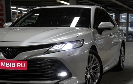 Toyota Camry, 2020 год, 3 298 000 рублей, 22 фотография