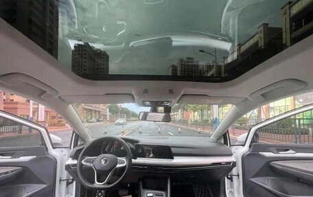 Volkswagen Golf VIII, 2022 год, 1 520 000 рублей, 6 фотография