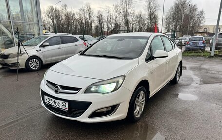 Opel Astra J, 2013 год, 679 000 рублей, 1 фотография