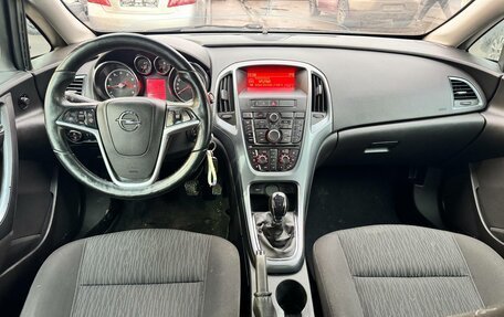 Opel Astra J, 2013 год, 679 000 рублей, 9 фотография