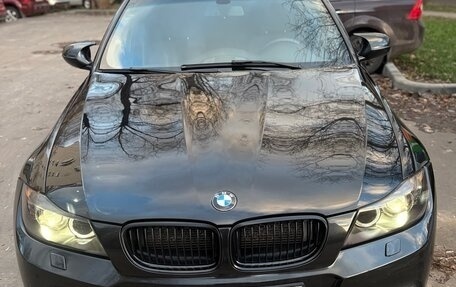 BMW 3 серия, 2010 год, 1 500 000 рублей, 2 фотография