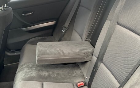 BMW 3 серия, 2010 год, 1 500 000 рублей, 24 фотография