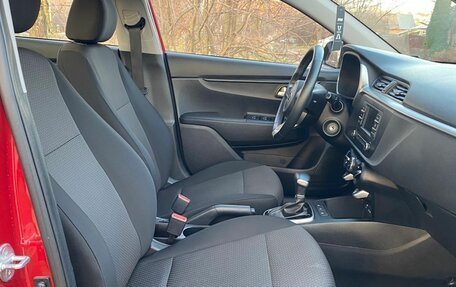KIA Rio IV, 2021 год, 1 730 000 рублей, 12 фотография