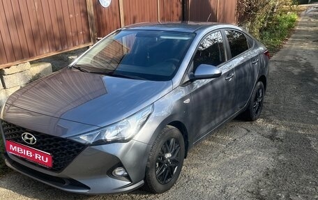 Hyundai Solaris II рестайлинг, 2020 год, 1 400 000 рублей, 1 фотография