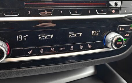 BMW 5 серия, 2019 год, 4 290 000 рублей, 26 фотография