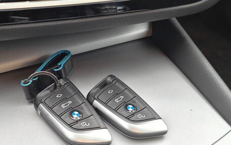 BMW 5 серия, 2019 год, 4 290 000 рублей, 23 фотография