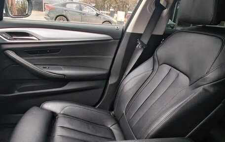 BMW 5 серия, 2019 год, 4 290 000 рублей, 32 фотография