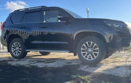 Toyota Land Cruiser Prado 150 рестайлинг 2, 2018 год, 6 250 000 рублей, 4 фотография