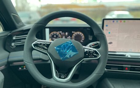 Volkswagen Tiguan, 2025 год, 4 850 000 рублей, 16 фотография