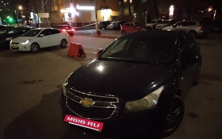 Chevrolet Cruze II, 2013 год, 600 000 рублей, 3 фотография