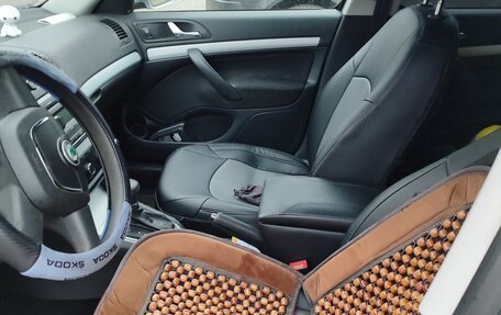 Skoda Octavia, 2011 год, 850 000 рублей, 13 фотография