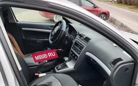 Skoda Octavia, 2011 год, 850 000 рублей, 9 фотография